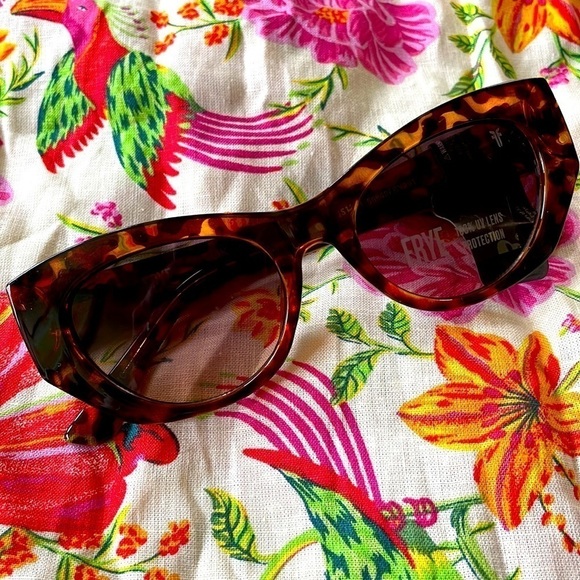 Brand New Frye Tortoise Shell Cateye Sunglasses 100% UV Lens Protection - Picture 1 of 14